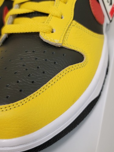 Nike Dunk Low By You Unlocked BRUCE LEE Black Yellow Red Size 10.5 FN0569 900 - Picture 8 of 15