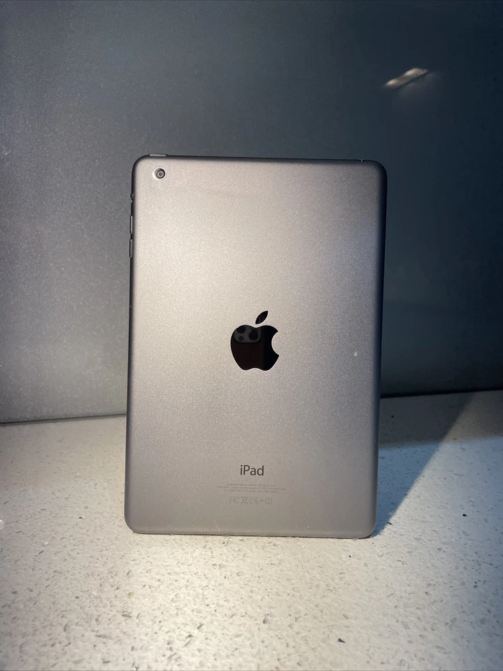 Apple iPad mini A1432. 16GB Wi-Fi 7.9in, Space Grey 👍condition +Shockproof Case - Image 3 of 4