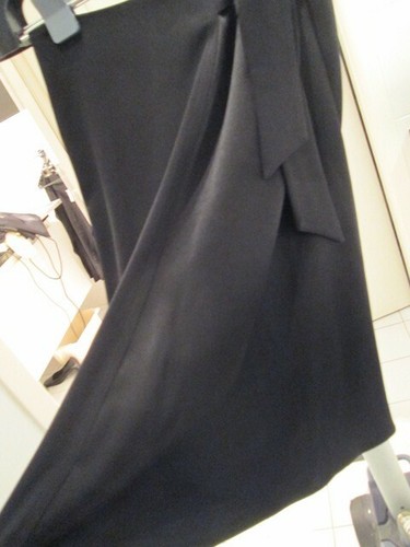 MAX MARA main line, flowy skirt, A line, bow, contrast black fabrics, IT48, BNWT - Picture 8 of 12