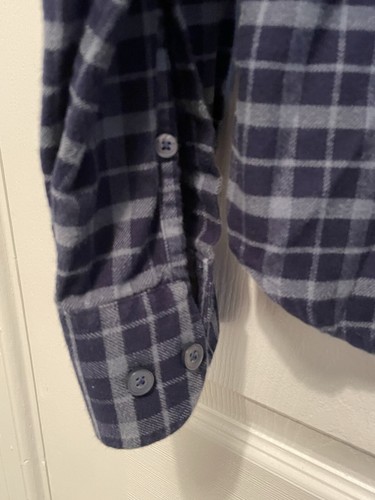 Untuckit Mens Blue Plaid Flannel Long Sleeve Button Up Shirt Sz Medium - Picture 5 of 7