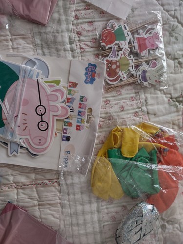 Peppa Pig Birthday Party Decorations Supplies Set Banner Balloons Cake Toppers - Picture 10 of 11