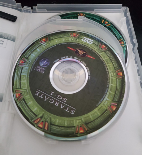 DVD STARGATE SG-1 COMPLETED SEASON 3 - Picture 2 of 2