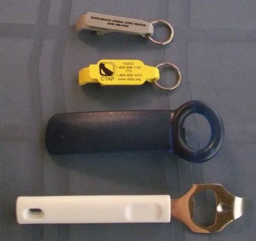 4 Flaschenöffner 1 Japan 1 Bett Bath & Beyond 2 Schlüsselanhänger Werbung Öffner B - Bild 1 von 3