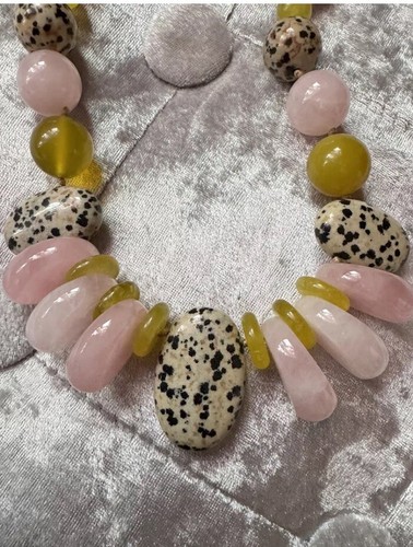 Lola Rose Quebec In Dalmatian Rose Quartz Mix Necklace - Picture 2 of 3