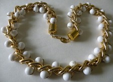 Chunky Vintage Gold Tone  White Bead Intertwined Chain Link Necklace 18"