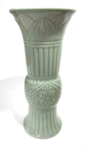 Caledon Vase Raised Geometric and Vertical Patterns Andrea By Sadek Chopsticks - Picture 3 of 7