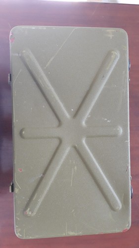 "Portable" (battery operated) general coverage military receiver HF-339 - Picture 5 of 6