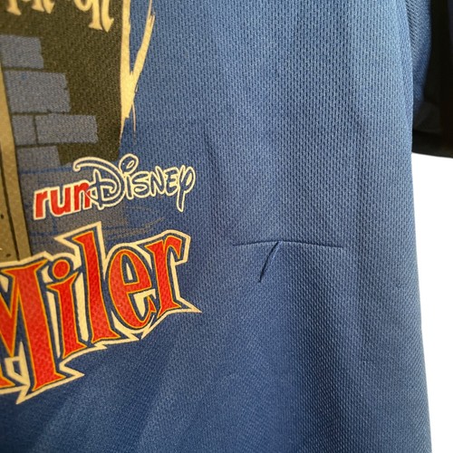 Camisa RunDisney Torre del Terror 10 Miler Adulto Grande Punto Azul 2013 - Imagen 7 de 9