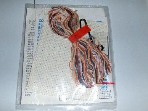NEW NMI Counted Cross Stitch Kit-mini with hanger-Stitch 'N Hang- Kitty - Picture 2 of 2