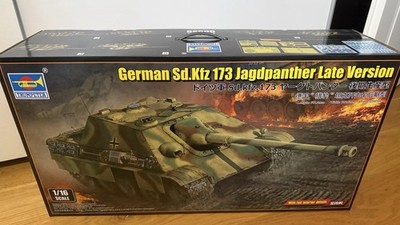 Trumpeter 1:16 Sd.Kfz 173 Deutsches Jagdpanther späte Version Modellkit (00935)