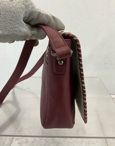 Texas A&M Maroon Red & Off-White Leather Studded Snap Flap & Zip Crossbody Bag - Bild 3 von 6
