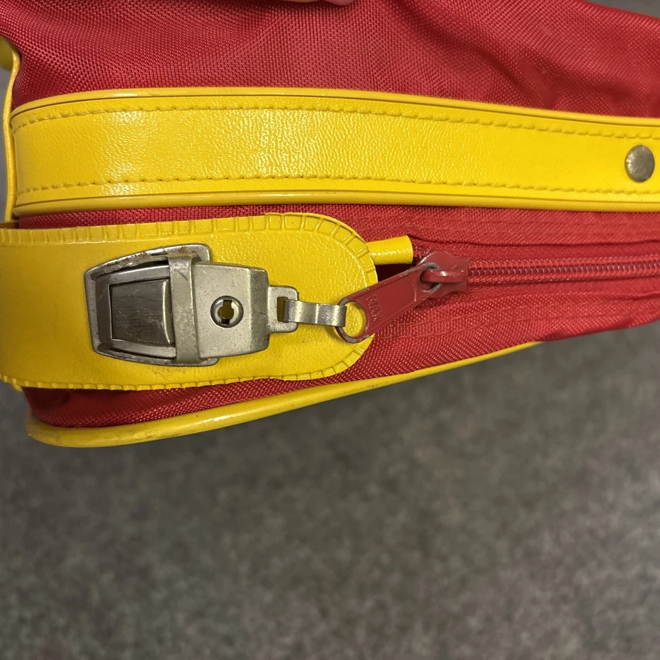 DE COLECCIÓN 1983 IMAGININGS REPOLLO PARCHE NIÑOS ROJO Y AMARILLO MALETA/EQUIPAJE Foto 4 de 4