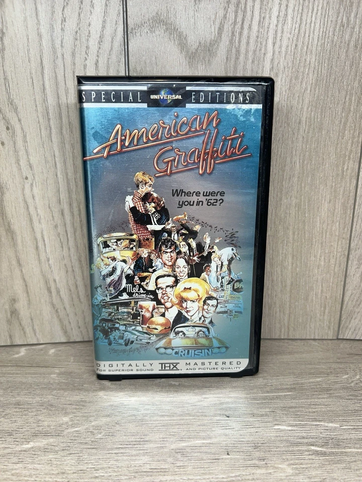 AMERICAN GRAFFITI VHS CLAM (WITH SHAPE CD BONUS) Used Very Good Condition VTG - Image 2 of 4