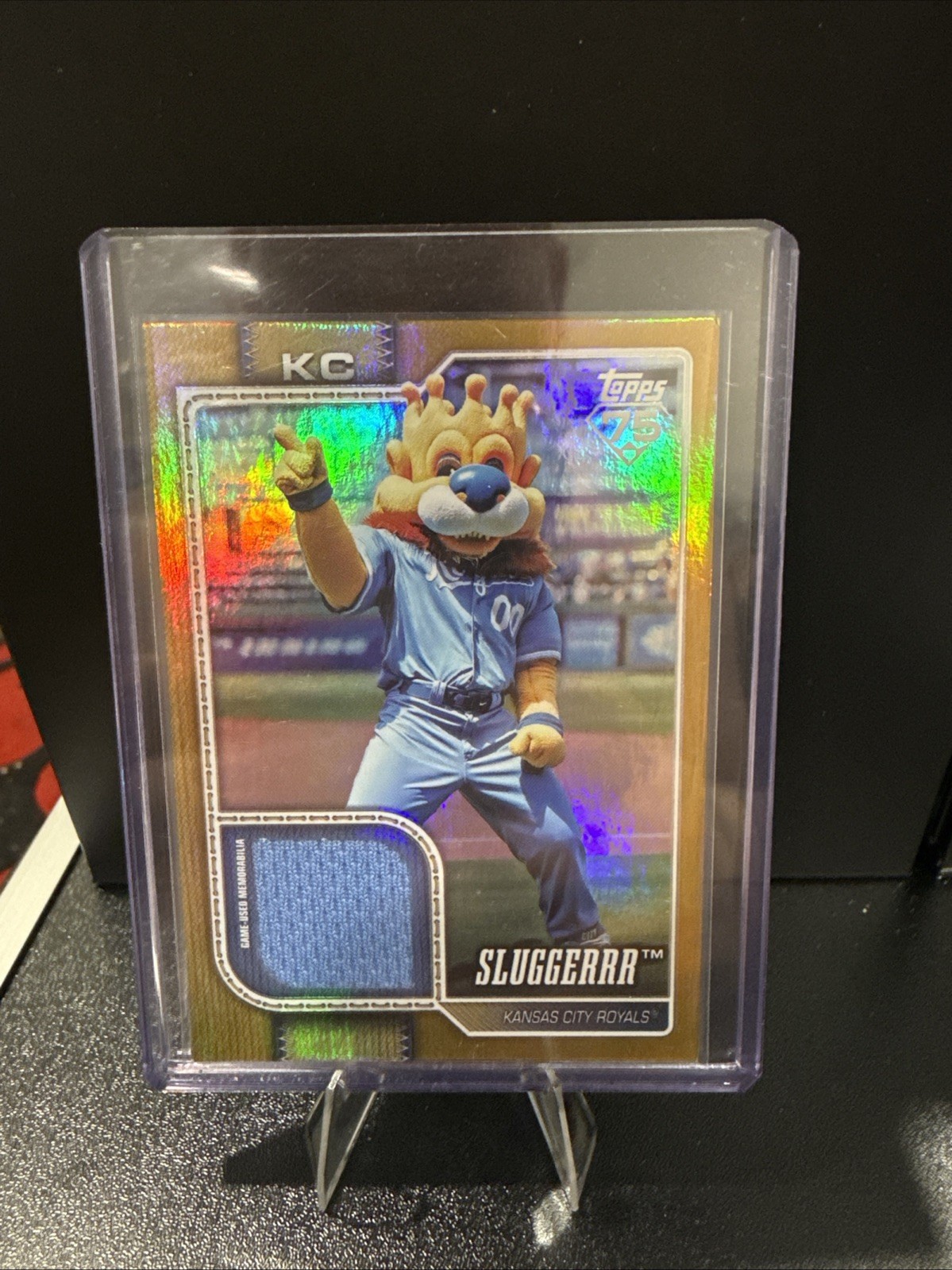 SLUGGERRR - 2026 Topps Series 1 Baseball Celebration Mascot Patch GOLD 21/50 