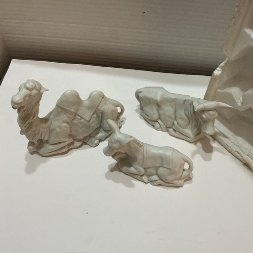 Homco Christmas Nativity White Bisque Figurines Camel Donkey Cow 5621 - Picture 5 of 5