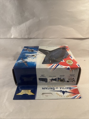 CORGI BATTLE OF BRITAIN SPITFIRE MK1 74 Sqd RAF Flt. Lt. Adolf Malan #49001 - Picture 3 of 6
