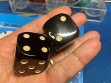 BEAUTIFUL PAIR OF Czechoslovakian BAKELITE DICE 60+ GRAMS—BLACK CHERRY 🍒 —BB-7