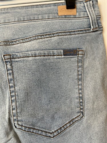 Seven7 Weekend Fray Hem Denim Shorts Size 18 NWT - Picture 5 of 5