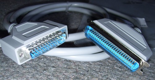 NEW SCSI Computer Cable D25 Pin Male - D50 Centronics MALE - 0.9 Meter Long - Afbeelding 2 van 2