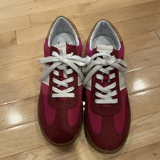  Sofft brand  Ruby sneaker in Raspberry color size 10  