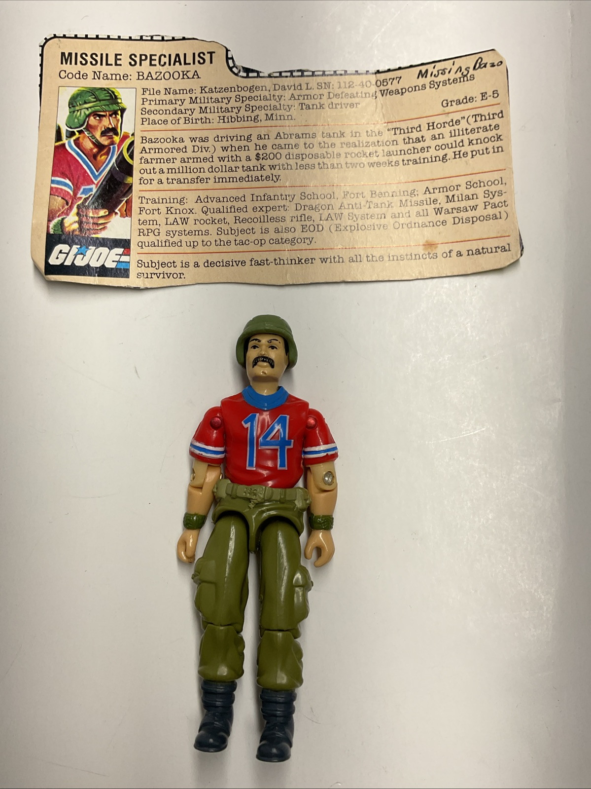 G.I. Joe Missile Specialist Bazooka 1986 /w Helmet And Filecard
