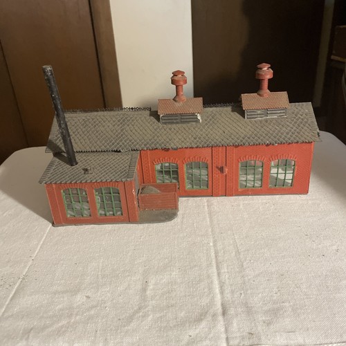 Life Like Buildems HO Scale Branch Line Engine House