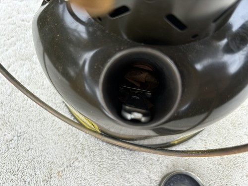 NOS UNUSED Vintage 1969 Vietnam Era US Military Army Coleman Gasoline Lantern - Picture 6 of 14