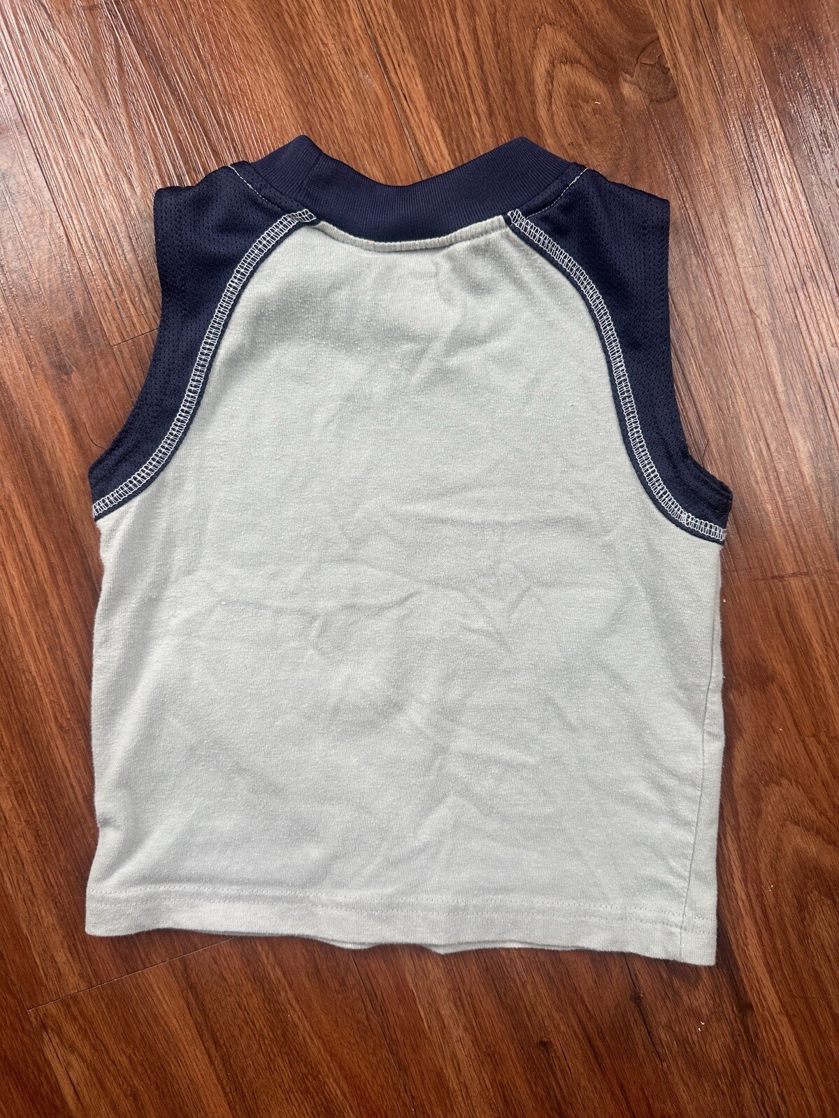 Picture 2 of 6