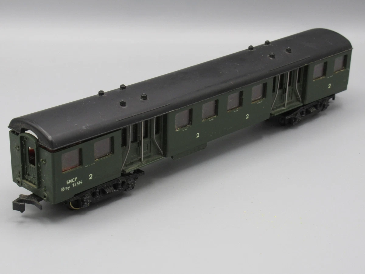 Ancienne voiture voyageurs 2ème classe - HORNBY échelle 0