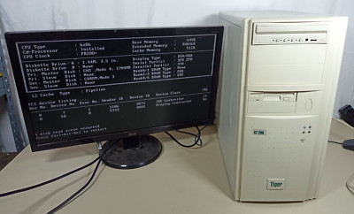 Vintage TigerDirect Tiger Direct Beige Computer GT 200 D5200-P5 - Boots