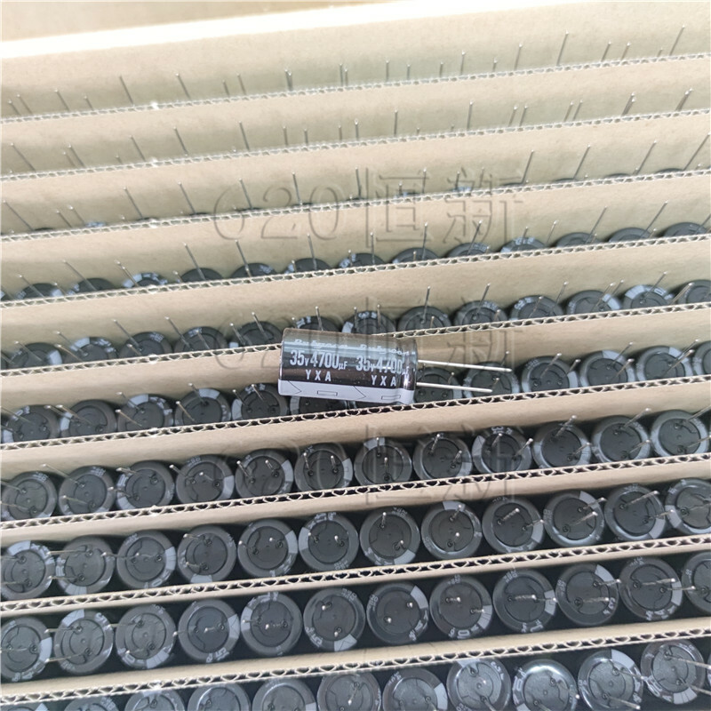 2pcs RUBYCON 35V 4700UF YXA 18X35.5 electrolytic Capacitor 2pcs RUBYCON 35V 4700UF YXA 18X35.5 electrolytic Capacitor