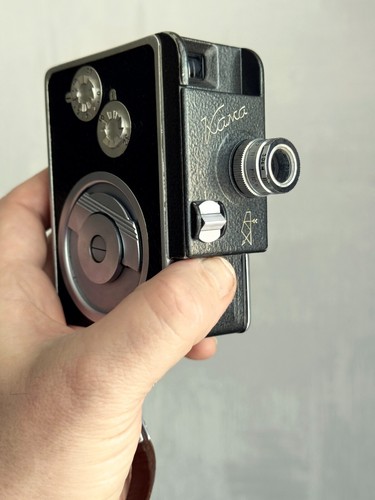๐ฌ๐ฝ๏ธ๐๏ธ KAMA USSR Retro Vintage Soviet Mechanical Video Camera Mini 8mm + Case - Picture 17 of 17