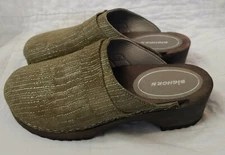 BIGHORN Wooden Slide Clog Green Textured Leather Upper Size US 7 EUR Size 37 