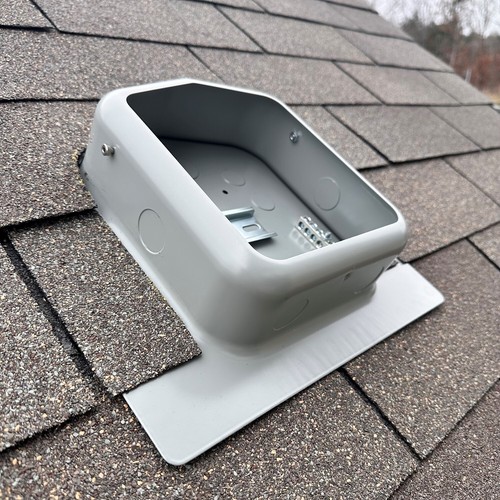 SolaDeck 0599G UL50 Type 3R Roof Mount PV Junction Box in Gray - Picture 3 of 5