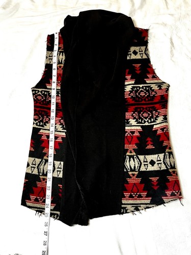 Anama Cascade Vest Southwestern Aztec Faux Fur Lined Raw Hem Women Medium - Picture 12 of 13