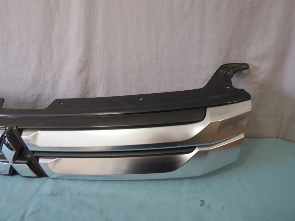 ✅ 14-15 Mitsubishi Outlander PHEV передняя верхняя решетка радиатора решетка сетка OEM - Изображение 2 из 4