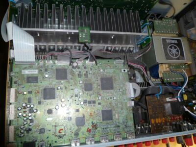 Yamaha RX-V765 AV receiver 7.1 for parts or repair (no input or