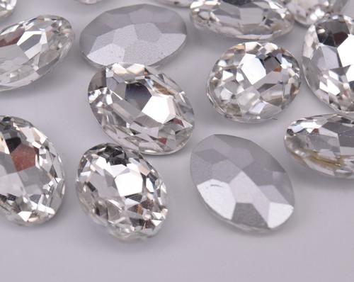Aplique de cristal ovalado blanco blanco con joyas de estrás de vidrio selección de tamaño - Imagen 8 de 8
