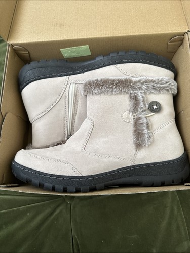 Khombu Iris Women's Cream Suede All-Weather Boots - NEW Sz 10 - Picture 11 of 13