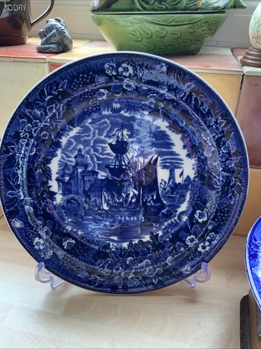Plato de postre Wedgwood Ferrara 9” + 2 tazones de sopa con borde de 8 1/4” - Imagen 6 de 13