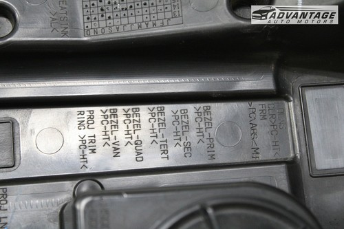 Faro delantero izquierdo del lado del conductor GMC YUKON 2016-2020 84564095 OEM - Imagen 12 de 14