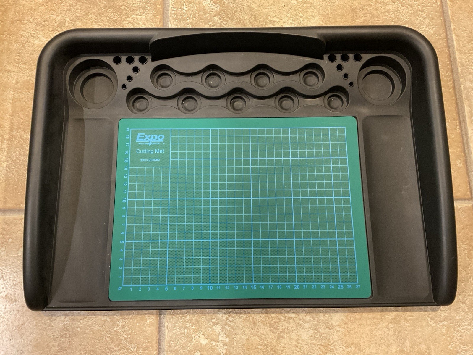 HUMBROL MODEL MAKING WORK STATION  ( NEW )