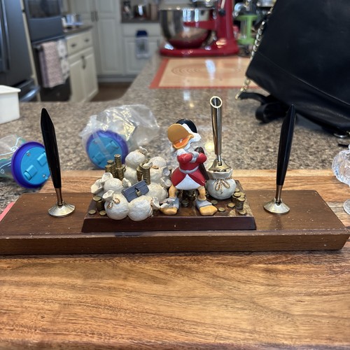 SCROOGE MCDUCK PEN AND INK SET - CARL BARKS WALT DISNEY DESK SET