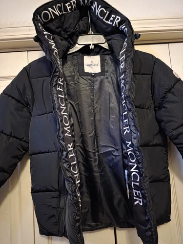 Moncler piumino uomo Montcla corto nero medio nuovo