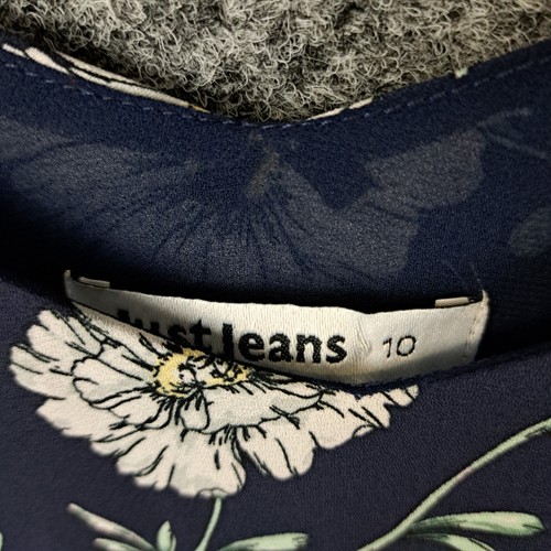 Just Jeans Womens Cami Top Size 10 Navy Floral - Picture 2 of 8