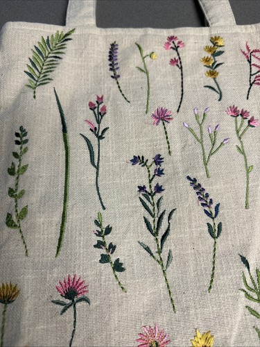 Barnes & Noble Wildflower Embroidered Canvas Tote Bag 13x15 Eco Shopper - Picture 4 of 9