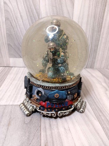 Blue Hats of Bravery WATERGlobe Figurine SWAT SQUAD Vanmark Music Bach’s Minuet - Picture 24 of 24