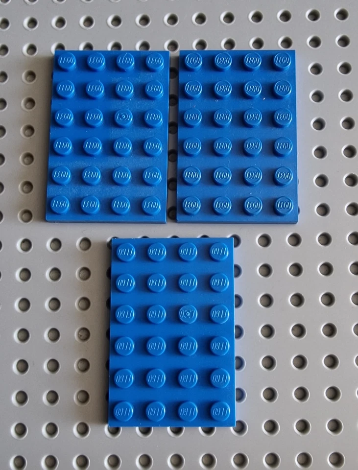 LEGO Platte Bauplatte Basisplatte Flach 3 Stück Blau 4x6 blue Plate 3032 R2 - Bild 1 von 1