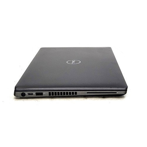 Dell Latitude 5400 Core i5 8365U 16 GB 128 GB pamięci masowej, Windows 11 Home - Zdjęcie 7 z 10