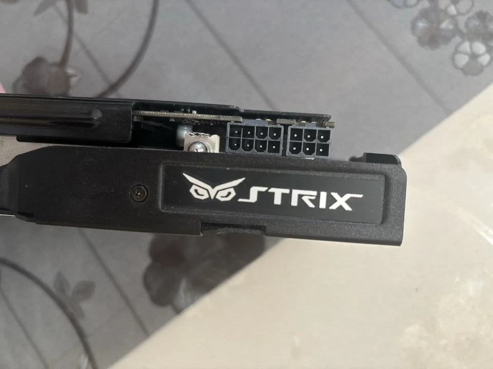 ASUS STRIX-GTX980-DC2OC-4GD5 - Image 4 of 4